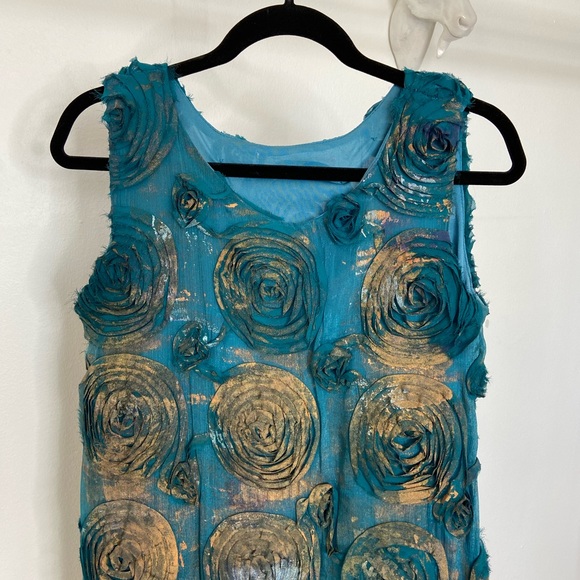 HAND PAINTED SLEEVELESS GREEN MINI DRESS - Picture 5 of 5